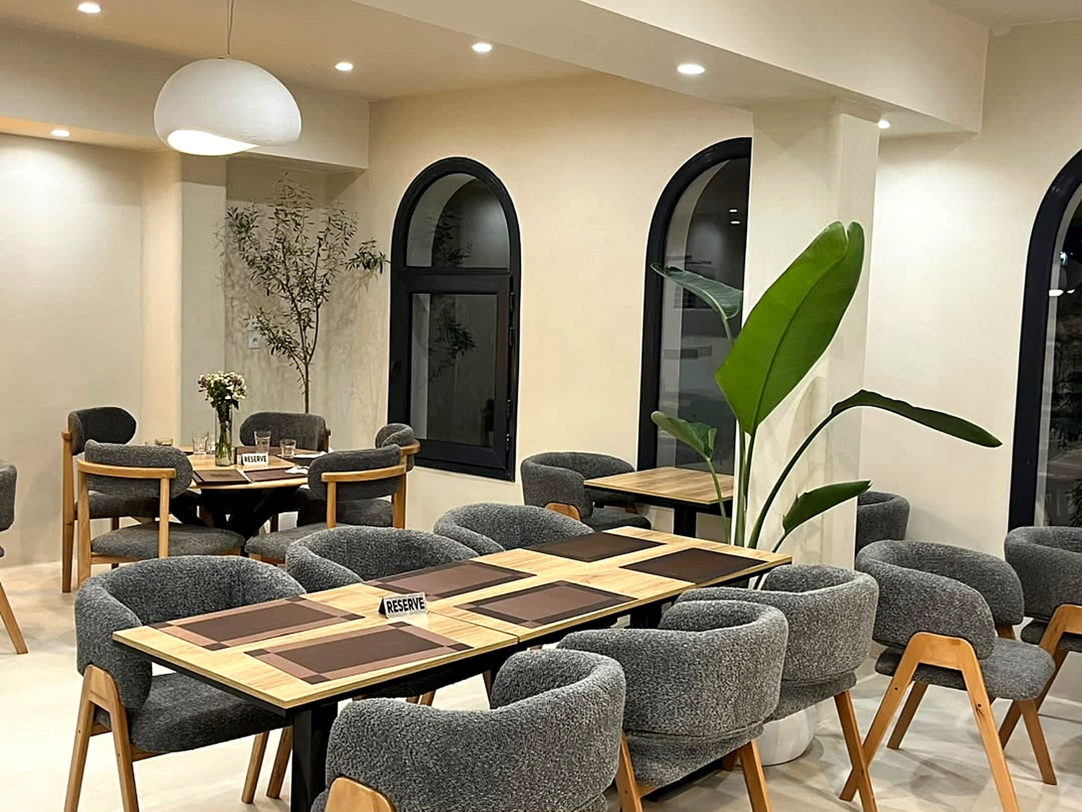 Salle du restaurant Zohra Bazar